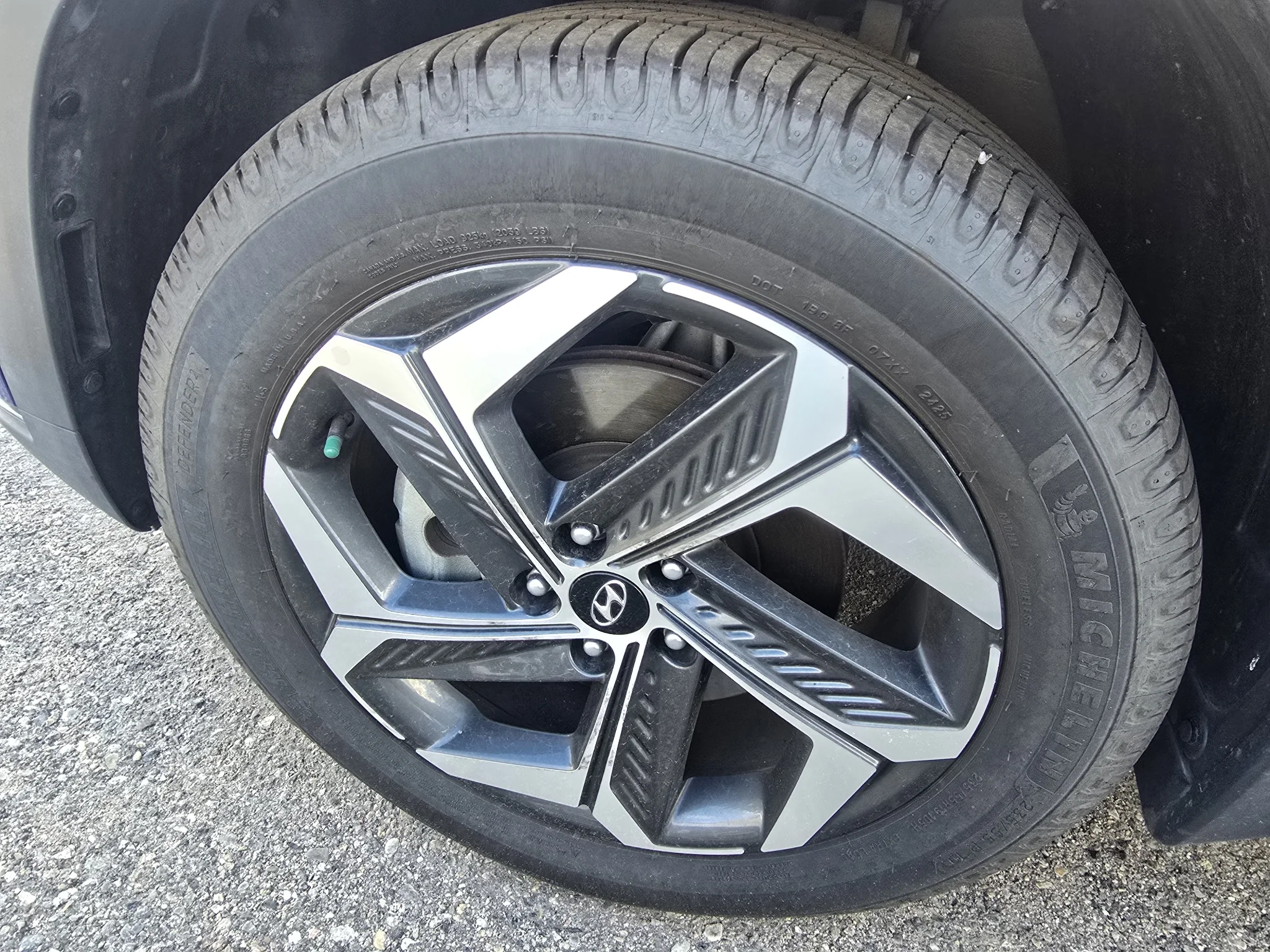 Used 2022 Intense Blue Hyundai Limited image 12