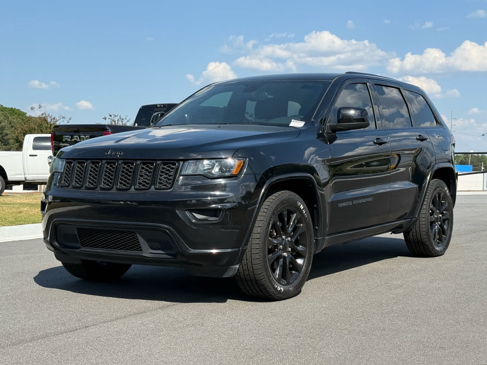 2020 Jeep Grand Cherokee Altitude