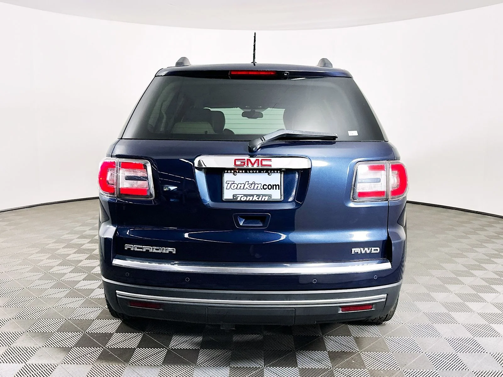 Used 2015 Dark Sapphire Blue Metallic GMC SLT-1 image 6