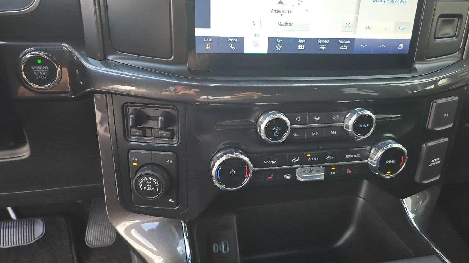 Used 2023 Silver Ford XLT image 23