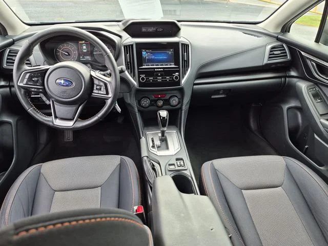 Used 2018 Silver Subaru 2.0i Premium image 27