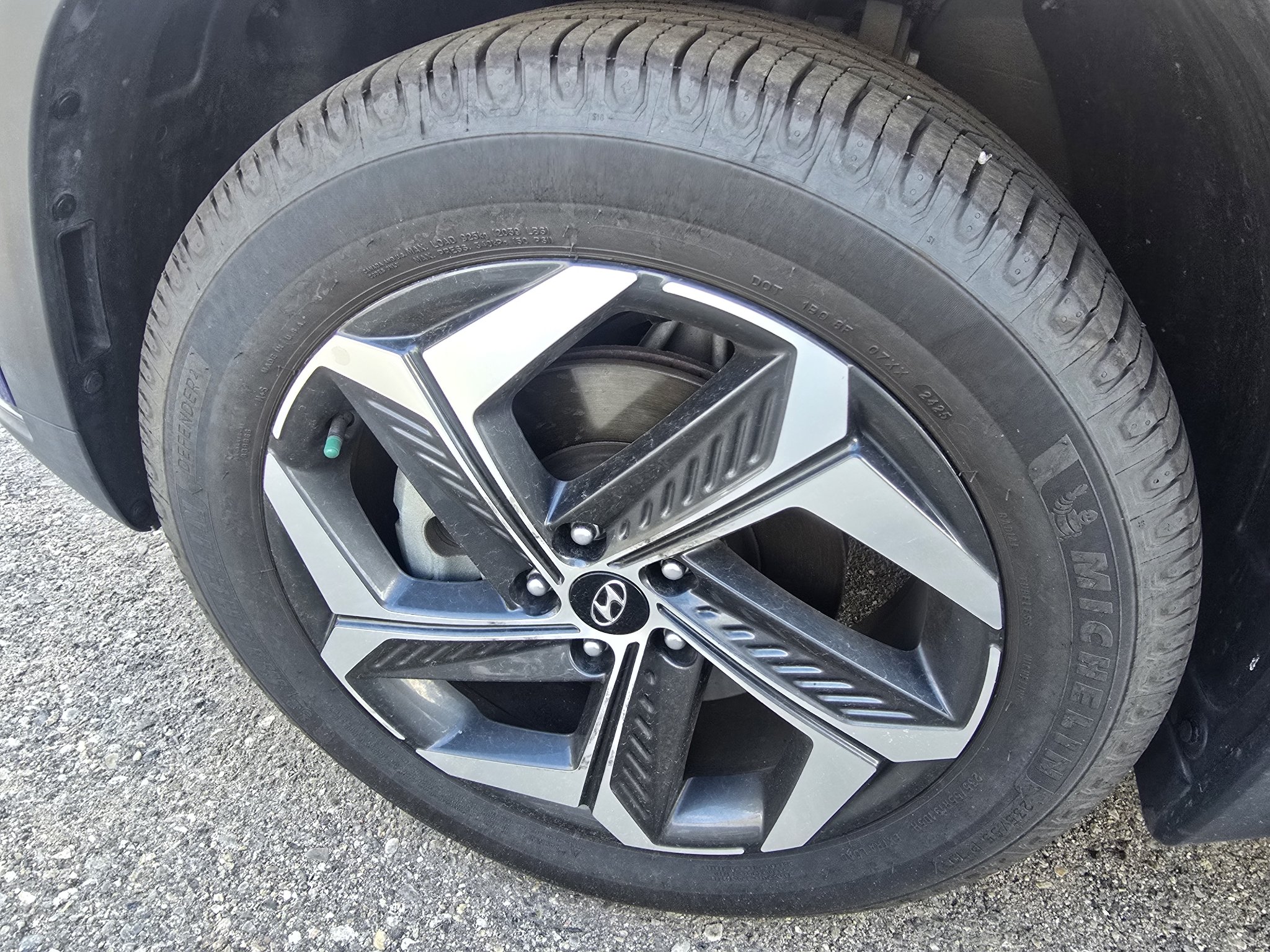 Used 2022 Intense Blue Hyundai Limited image 11