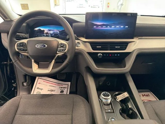 New 2026 Agate Black Metallic Ford Active image 33
