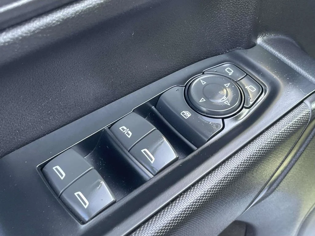 2022 Chevrolet Silverado 1500 Custom - Photo 22