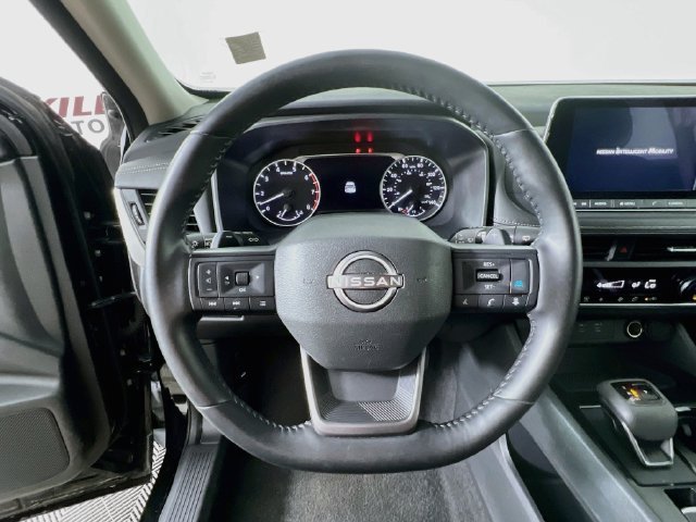 2025 Nissan Rogue SV - Photo 12