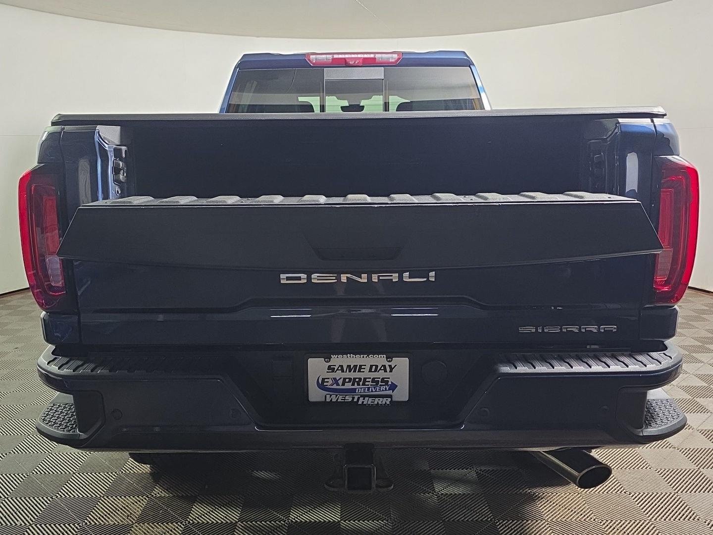 Used 2021 Pacific Blue Metallic GMC Denali image 3