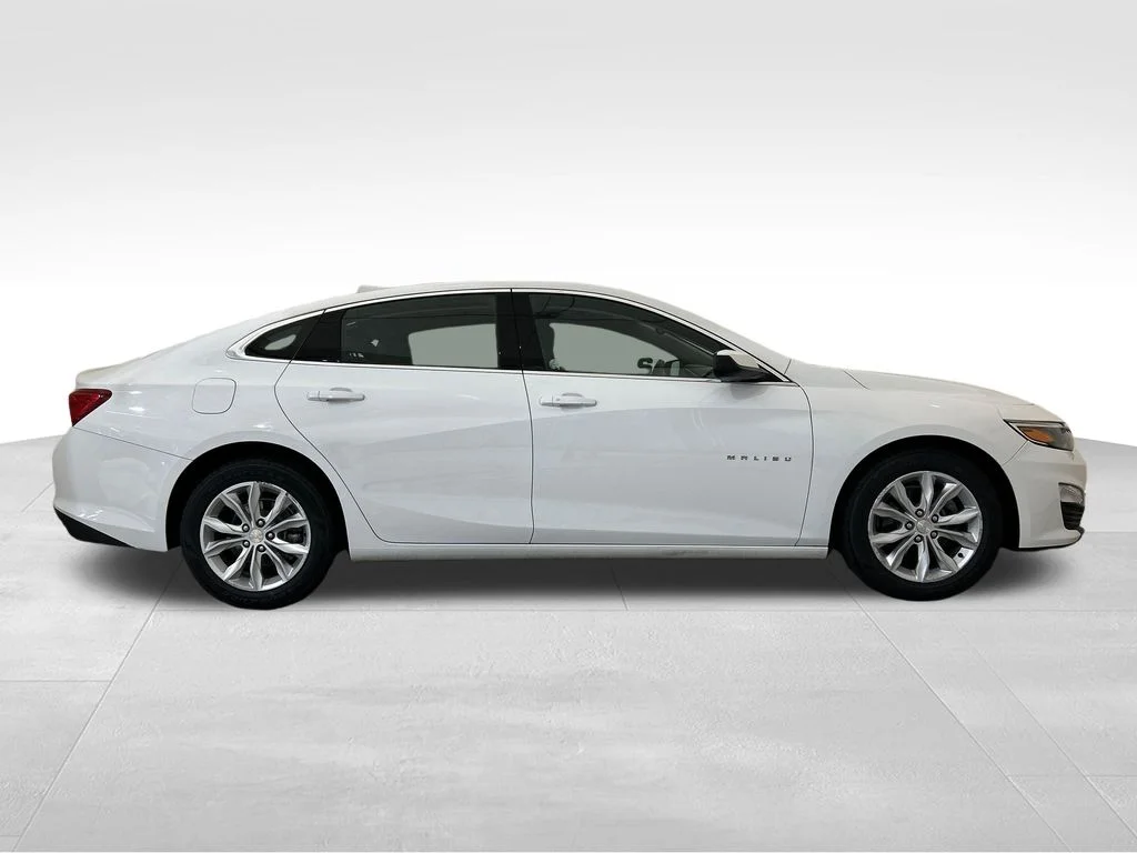 Used 2023 White Chevrolet LT image 6