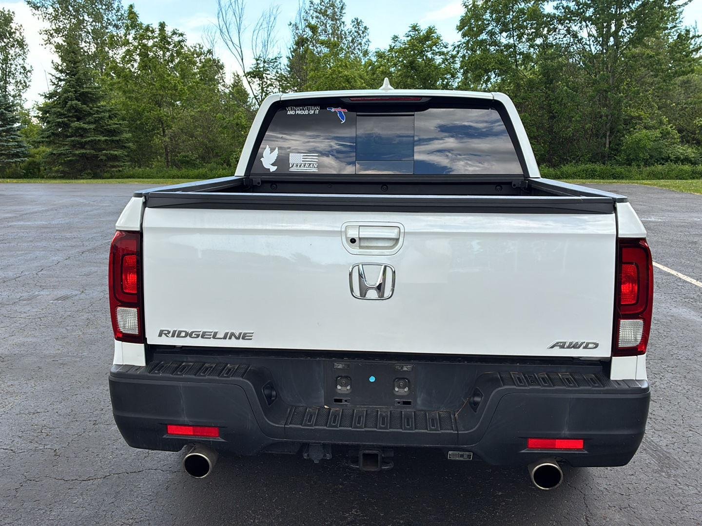 Used 2023 Platinum White Pearl Honda RTL image 18