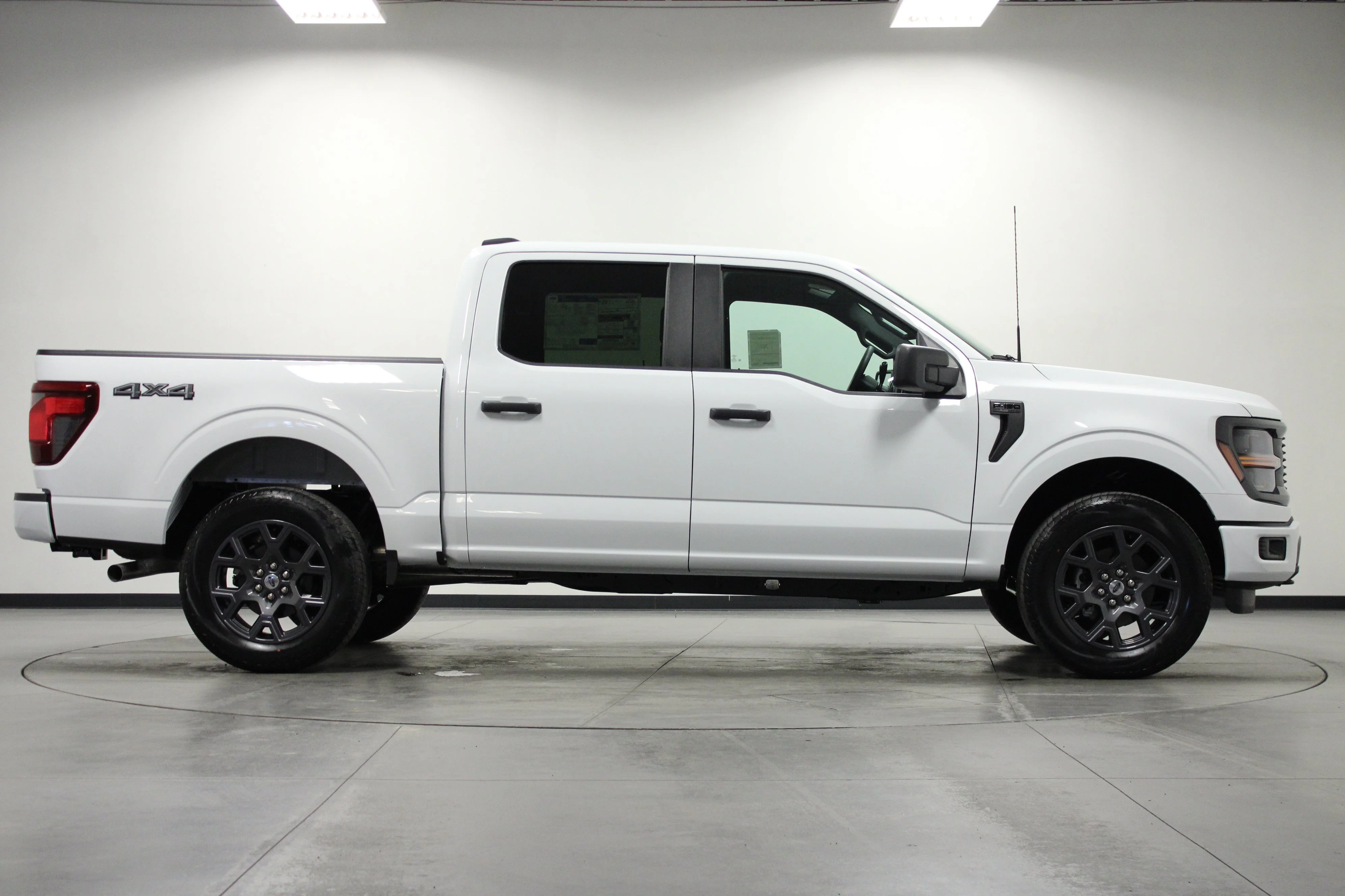 New 2026 Oxford White Ford STX image 3