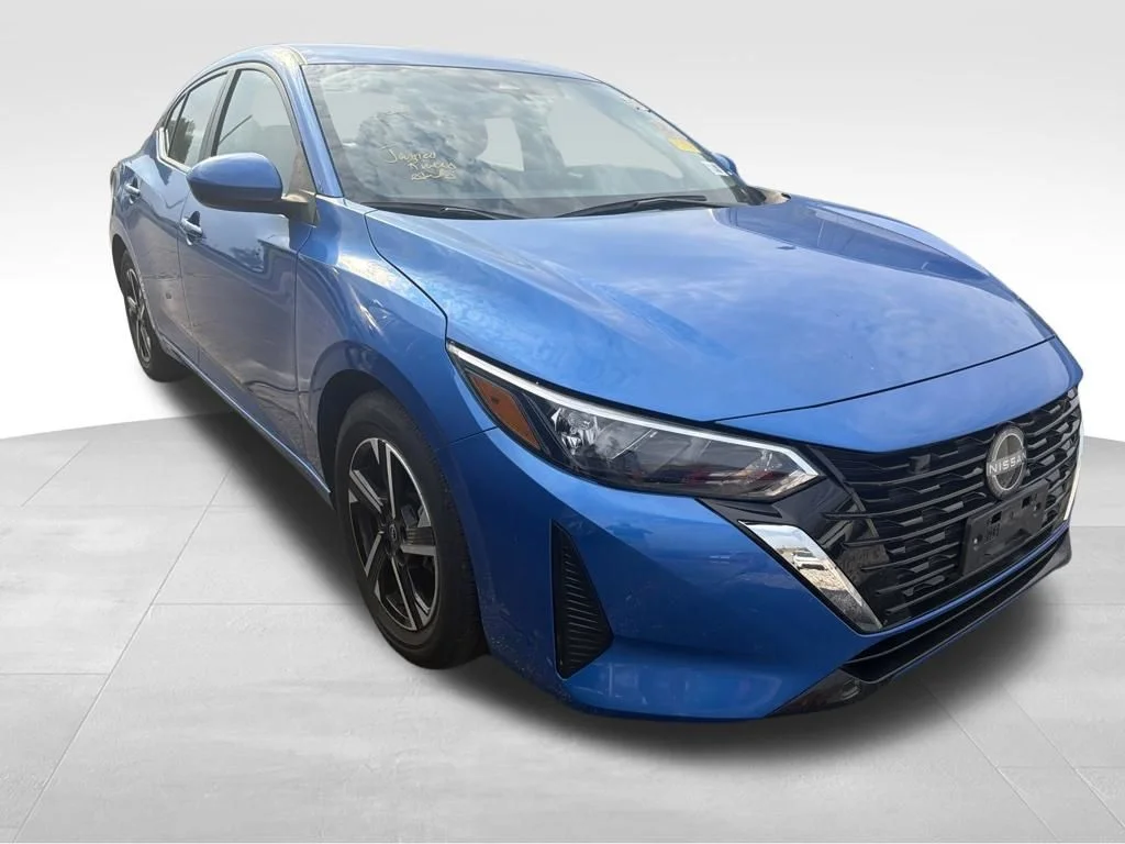 Used 2025 Blue Nissan SV image 18