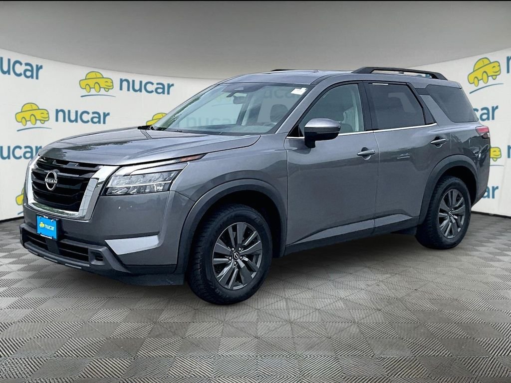Used 2022 Gun Metallic Nissan SV image 3
