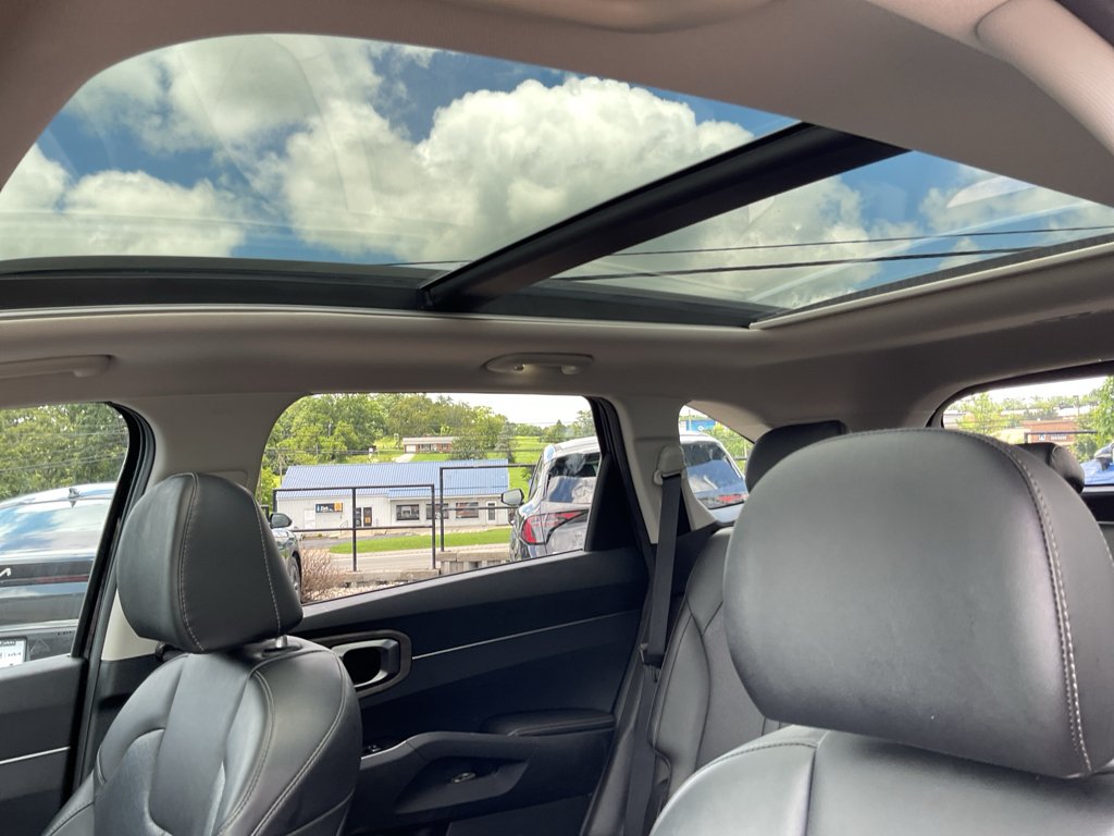 Certified Used 2023 Ebony Black Kia X-Line S image 18