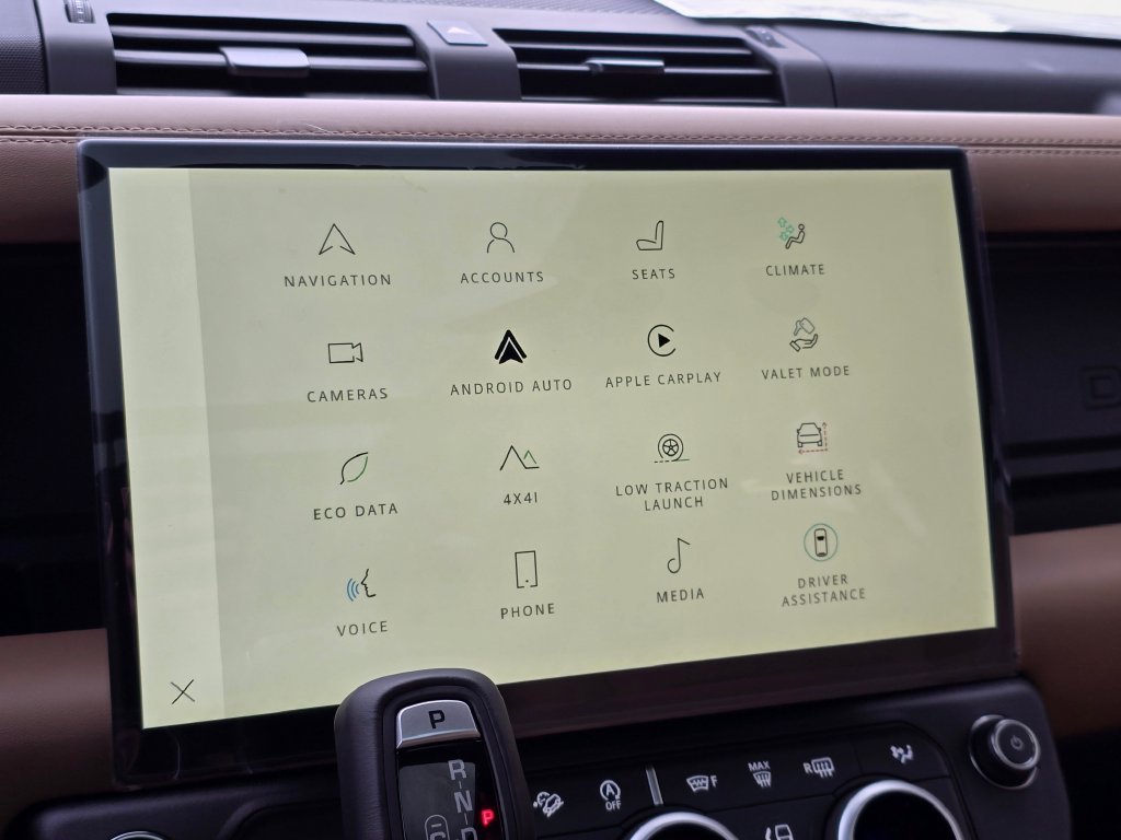 New 2026 Woolstone Green LAND ROVER X-Dynamic SE image 21