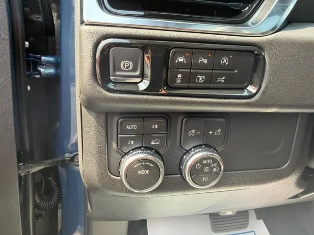 New 2026 Downpour Metallic GMC Elevation image 33