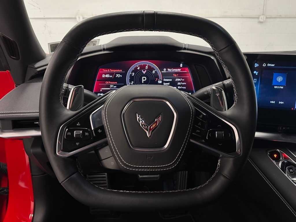 2025 Chevrolet Corvette 2LT - Photo 18