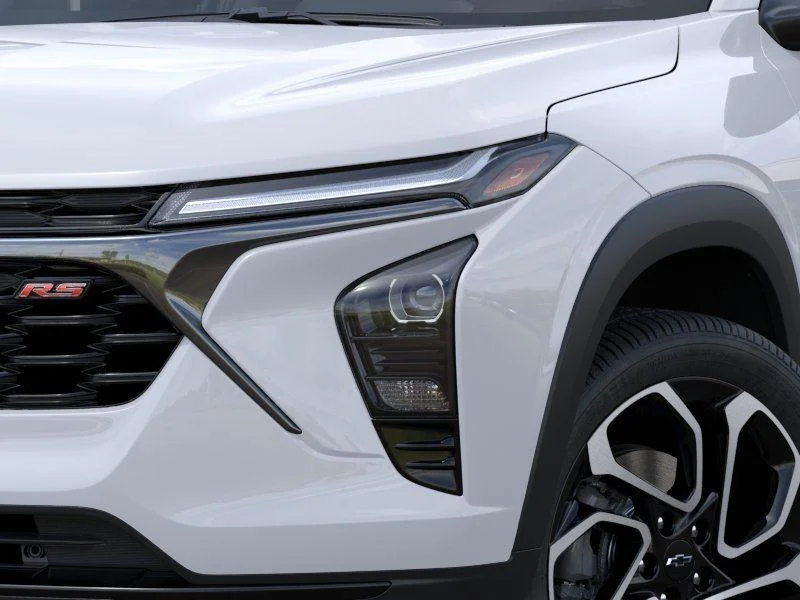 New 2026 Summit White Chevrolet 2RS image 10