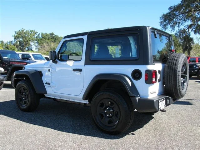 New 2026 Bright White Clear-Coat Exterior Paint Jeep Sport image 4