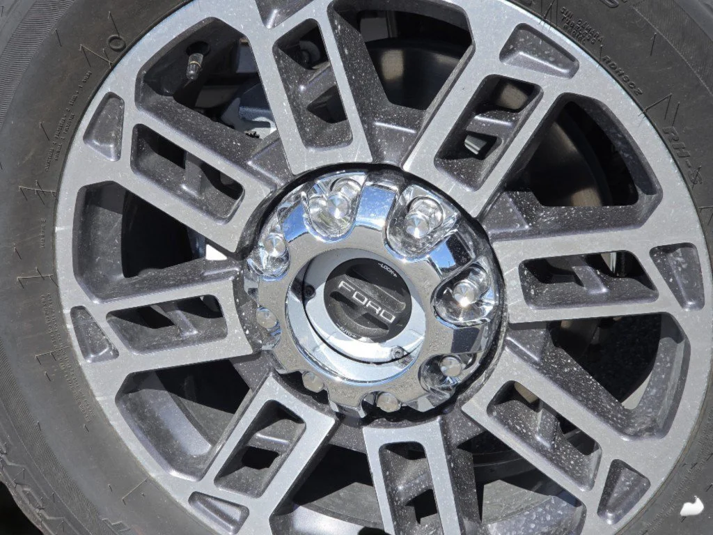 New 2026 Marsh Gray Ford Platinum image 28