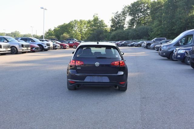 Used 2016 Black Volkswagen S image 6