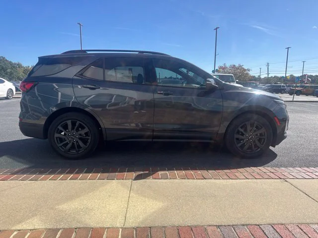 Used 2023 Gray Chevrolet RS image 5