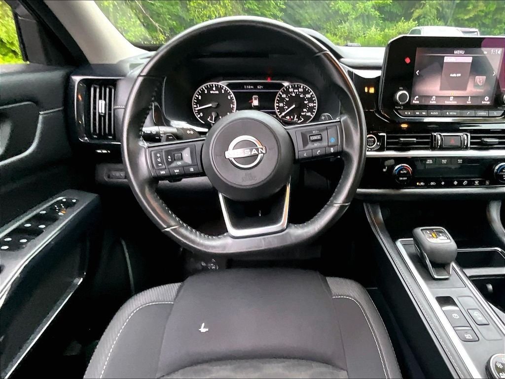 Used 2023 Gun Metallic Nissan SV image 18