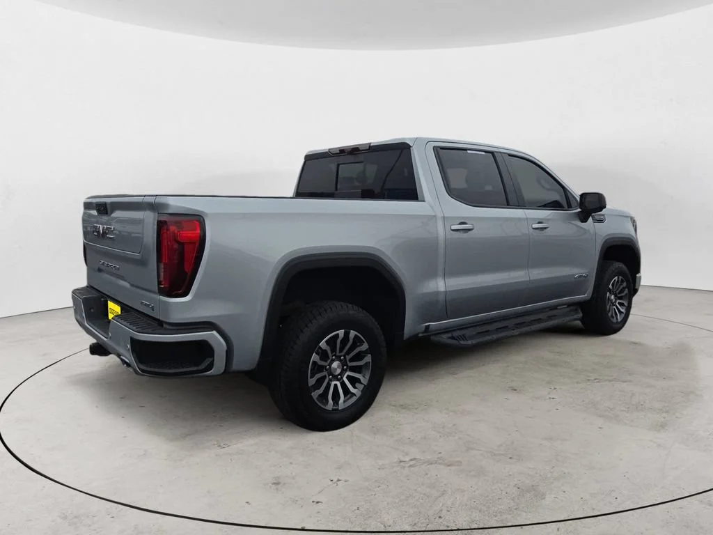 Certified Used 2022 QUICKSILVER METALLIC GMC AT4 image 5