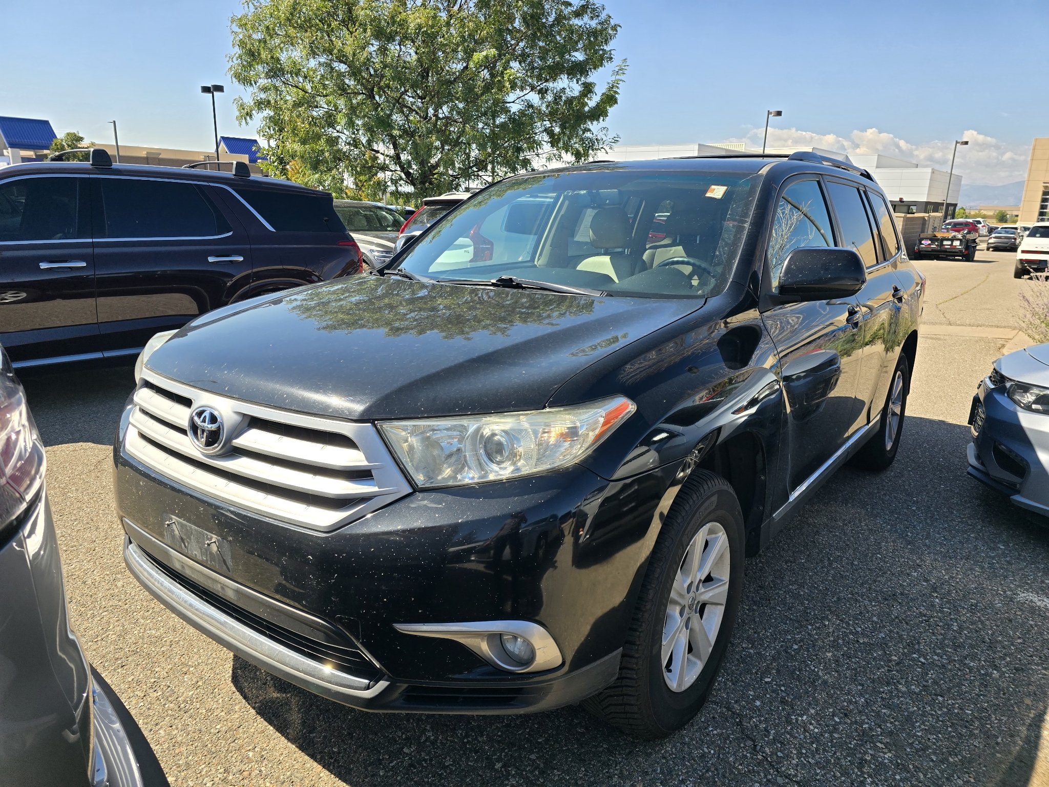 Used 2013 Black Toyota SE image 1