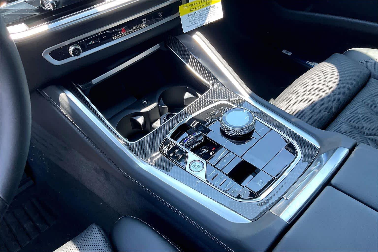 Used 2027 Black Sapphire Metallic BMW M60i image 8