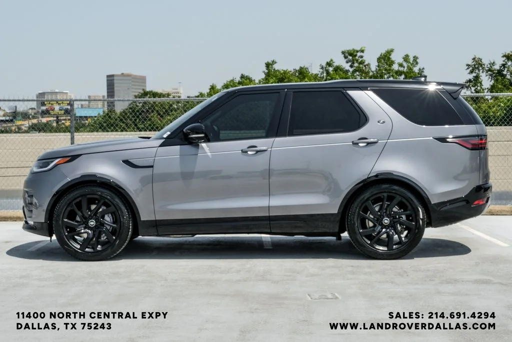 Used 2025 Eiger Gray Metallic Land Rover Dynamic SE image 11