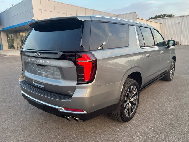 Certified Used 2025 Sterling Gray Metallic Chevrolet High Country image 7