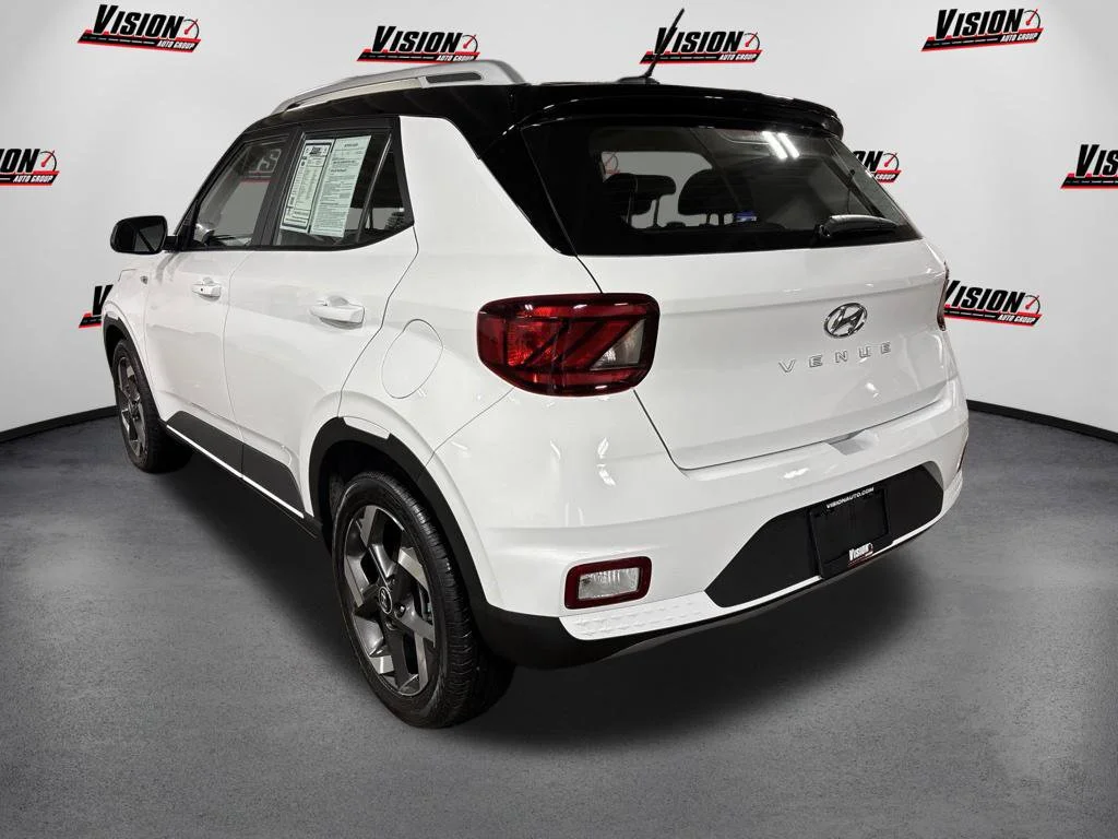 New 2026 White Hyundai SEL image 3