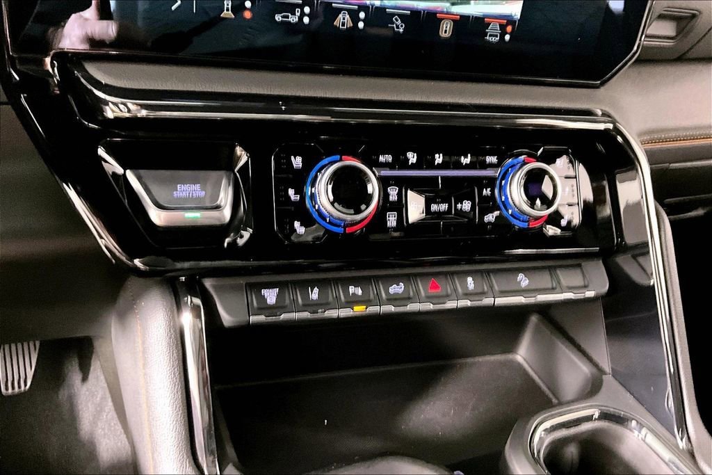 2024 GMC Sierra 2500HD AT4 - Photo 16
