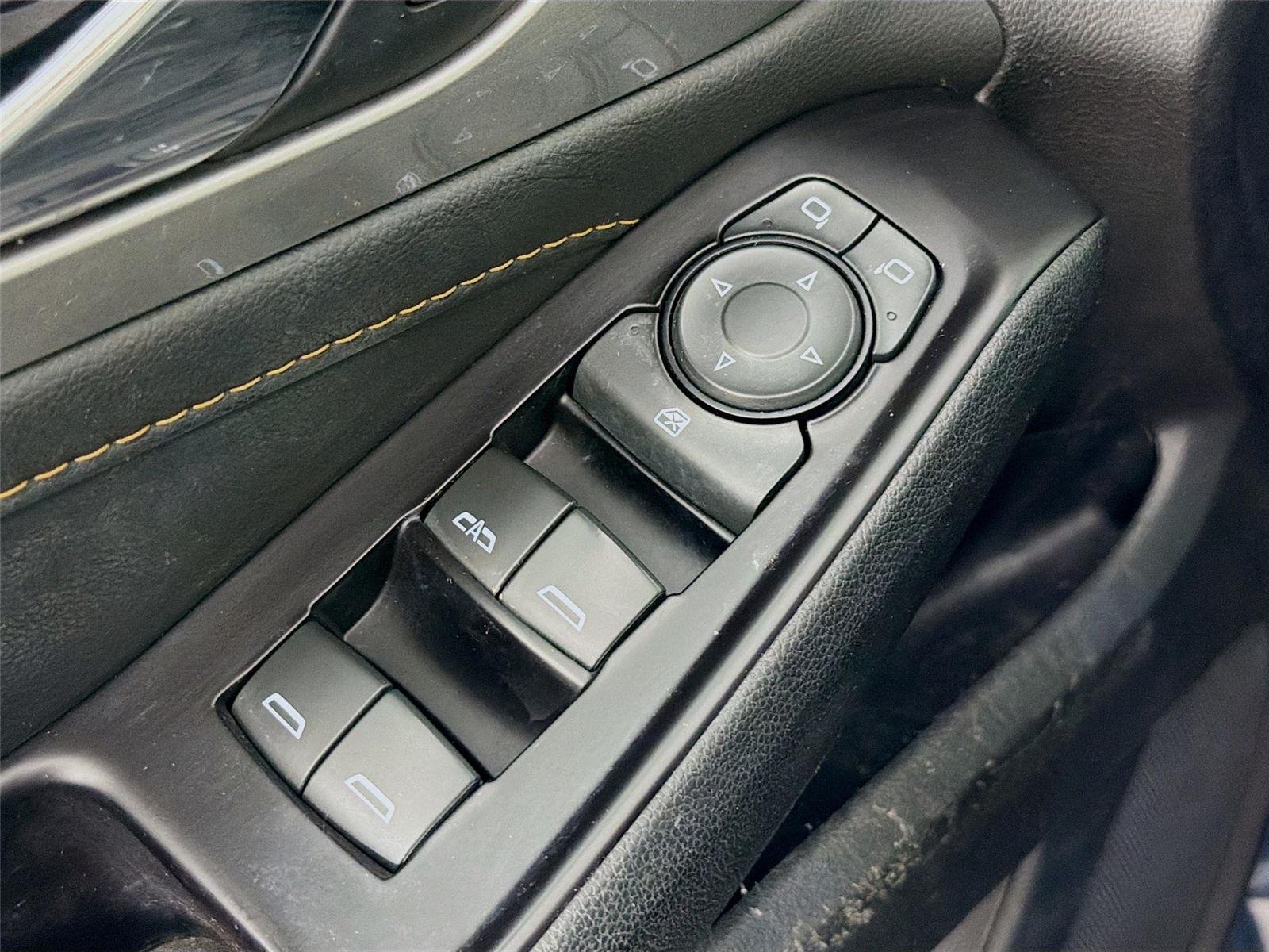 Used 2020 MIDNIGHT BLUE METALLIC Chevrolet LT Leather image 23