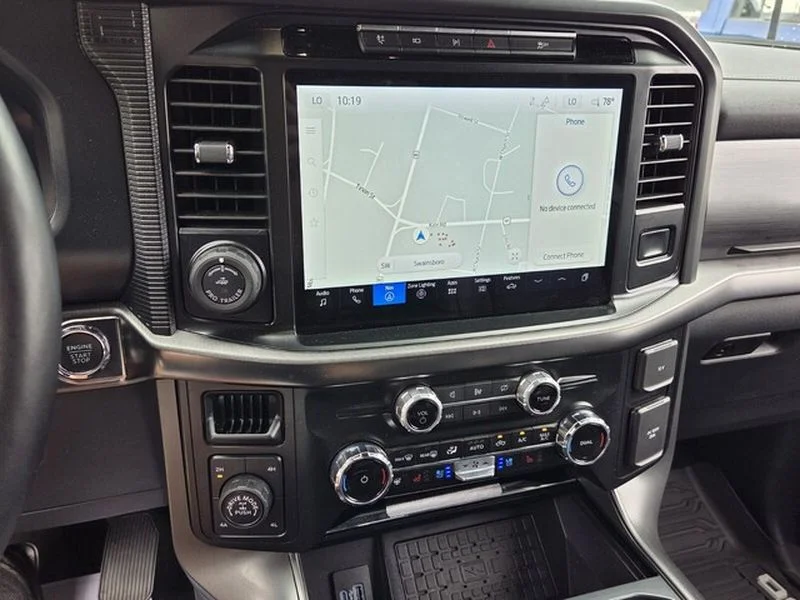 Used 2024 Agate Black Metallic Ford LARIAT image 19