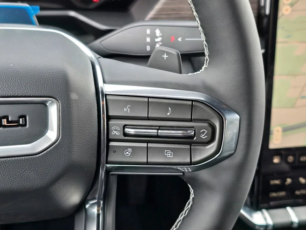 2026 GMC Acadia Denali - Photo 20