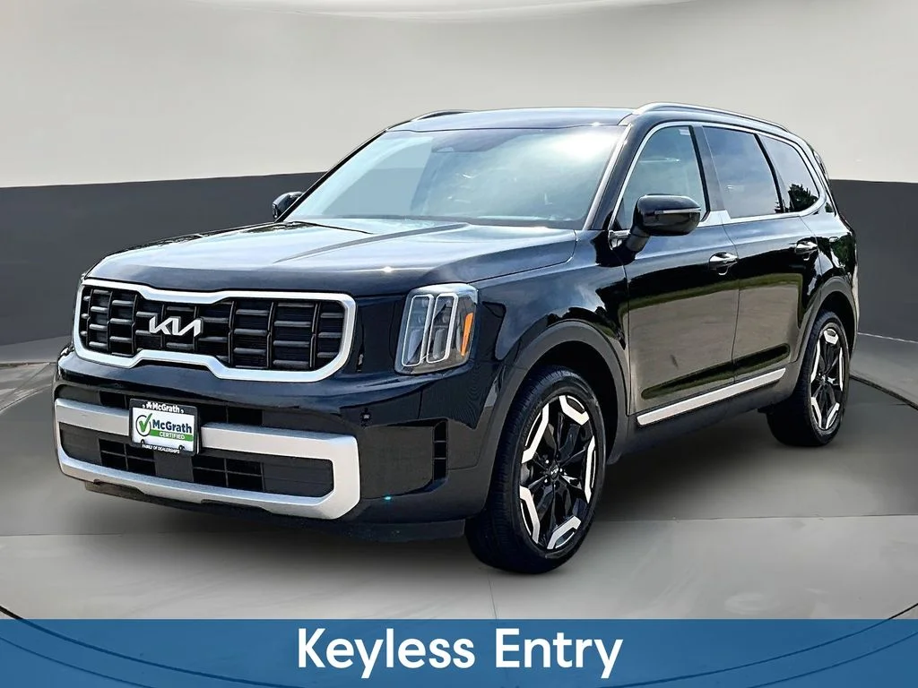 Certified Used 2025 Black Kia S image 3
