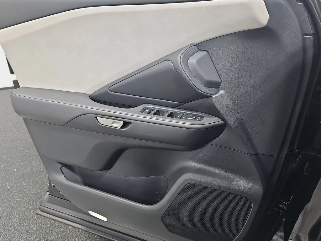 New 2026 Caviar Lexus PREMIUM AWD image 25