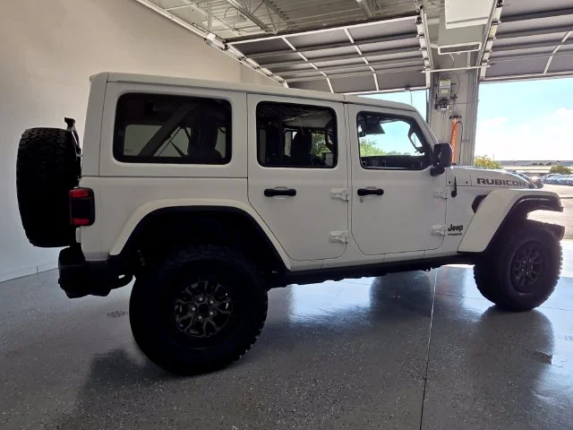 Used 2021 White Jeep Unlimited Rubicon 392 image 12