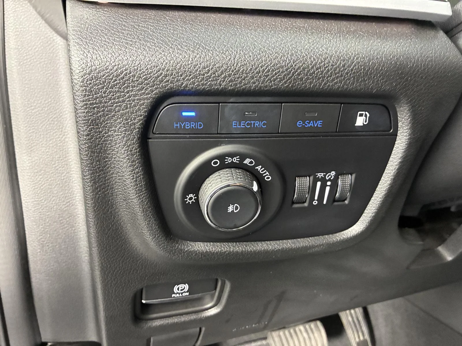 Used 2024 Baltic Gray Metallic Clearcoat Jeep 4xe image 27