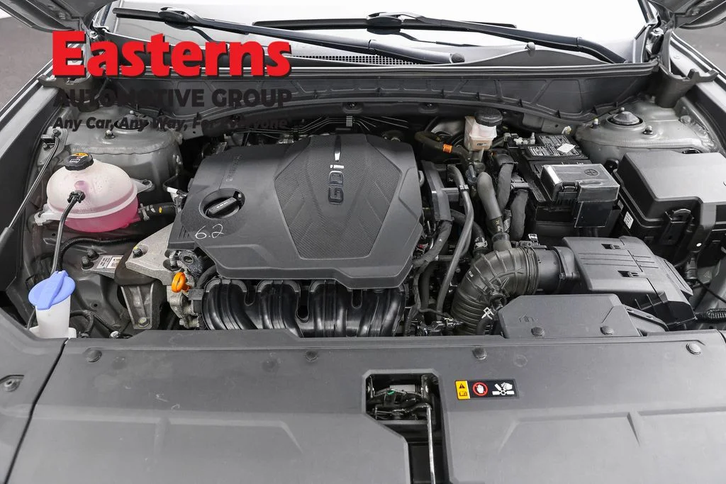 Used 2024 Gray Hyundai SEL image 7