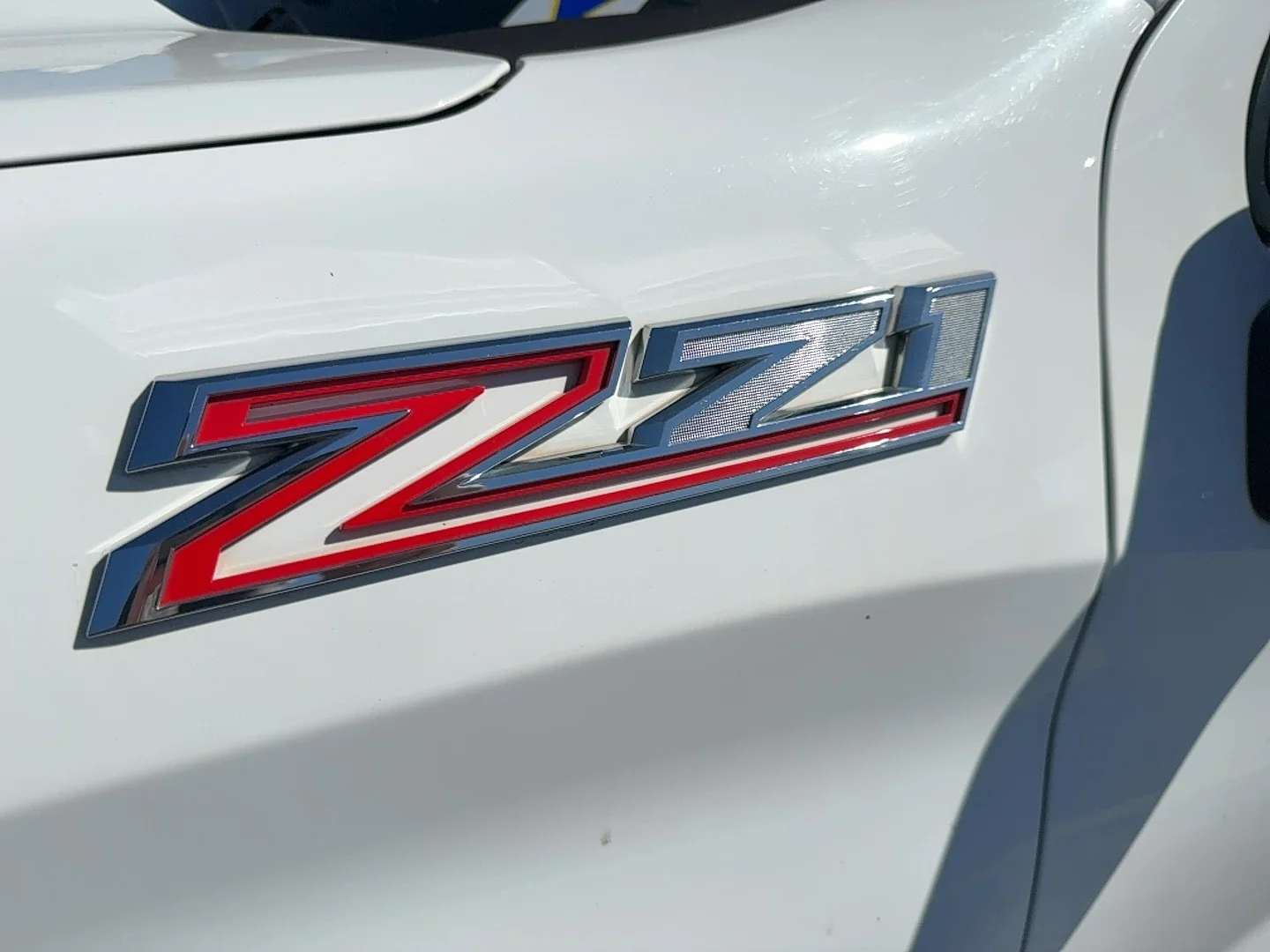 Used 2019 White Chevrolet LT image 10