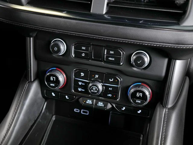 Used 2024 Red Chevrolet Z71 image 13