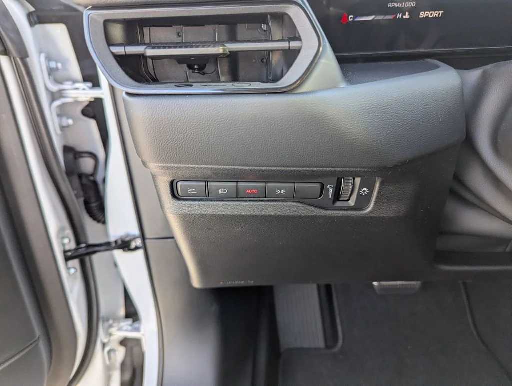 New 2026 White Knuckle Exterior Paint Dodge Scat Pack Plus image 20