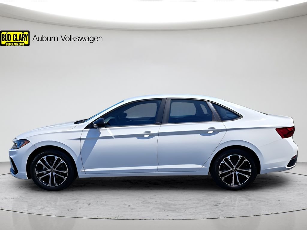New 2026 White Volkswagen 1.5T Sport image 4