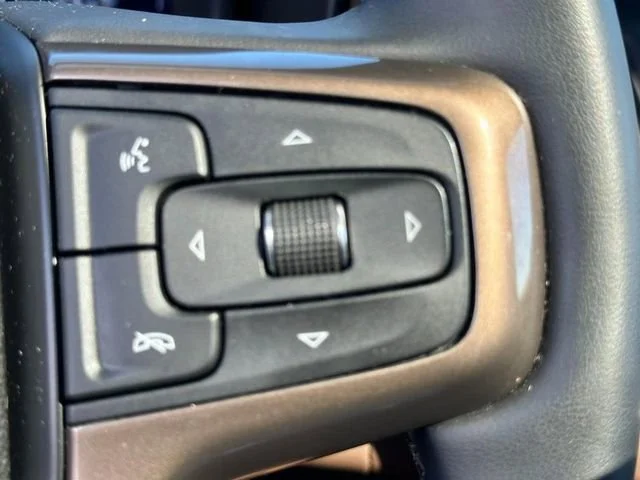 Used 2024 Iridescent Pearl Tricoat Chevrolet High Country image 22