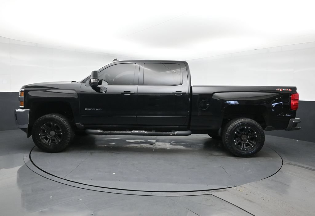 Used 2015 Black Chevrolet LT image 3