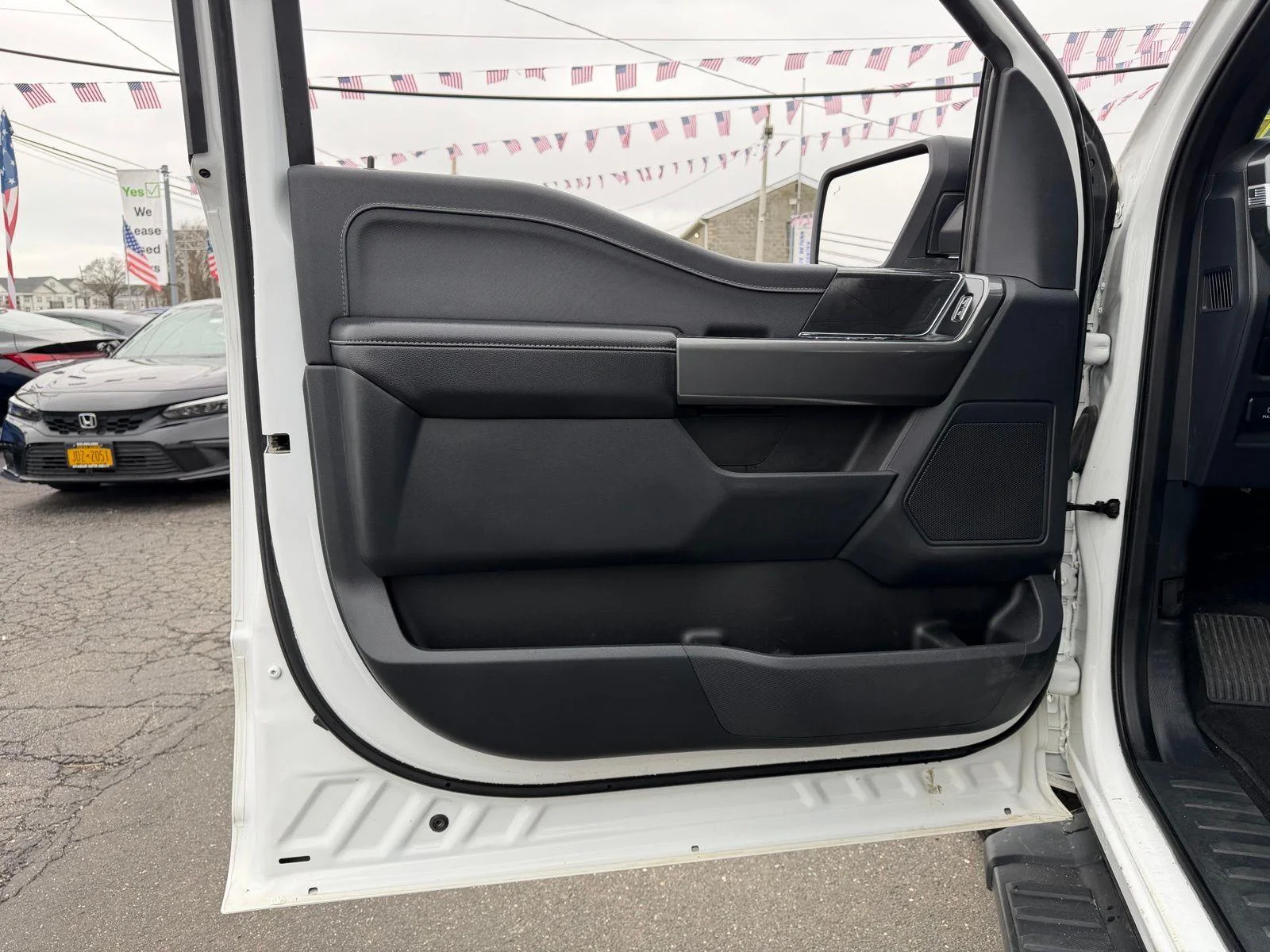 2023 Ford F-150 XLT - Photo 27