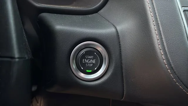 Used 2024 Summit White Chevrolet High Country image 29