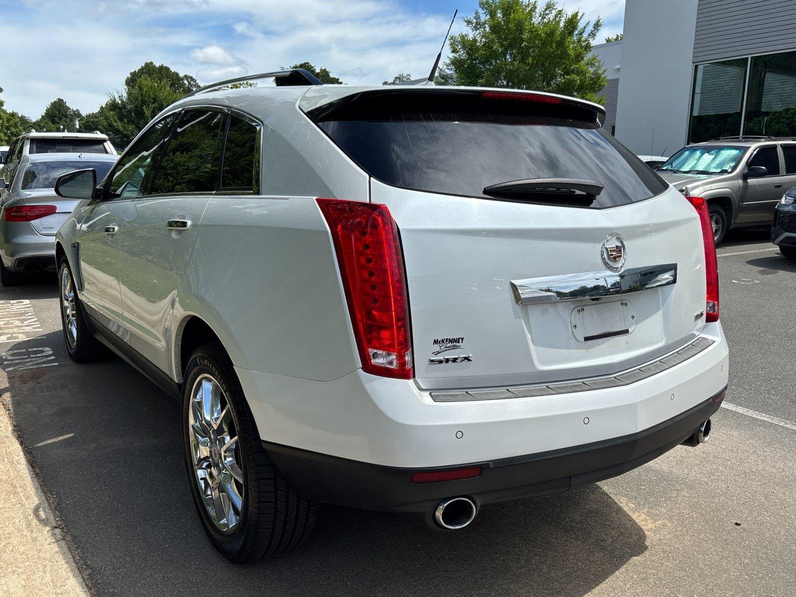 Used 2013 Platinum Ice Tricoat Cadillac Performance Collection image 3