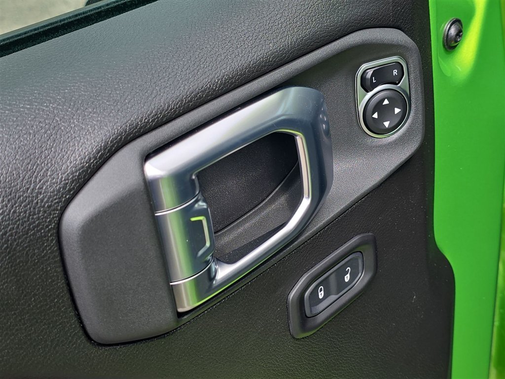 New 2026 Mojito Exterior Paint Jeep Sport S image 21